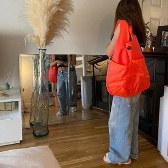 Lululemon Large Packable Yoga Gym Travel Bag Neon Orange - Picture 2 of 12